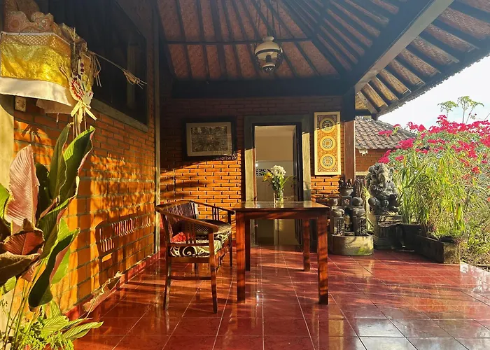 Juna's House *